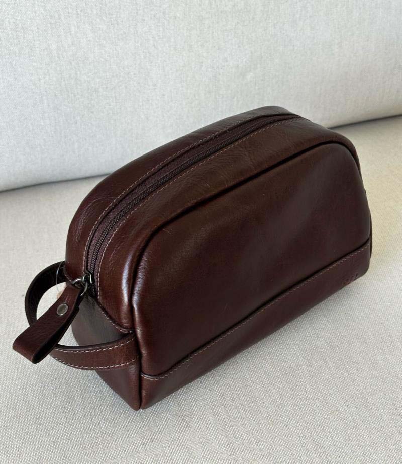 Necessaire
